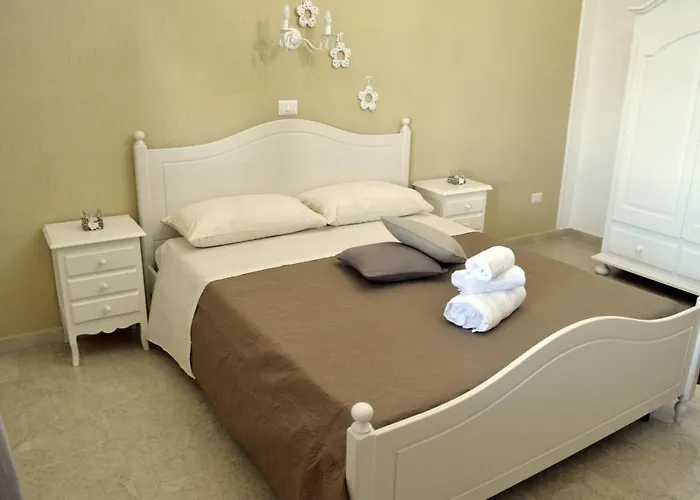 Bed & Breakfast Profumo Di Alloro 3*